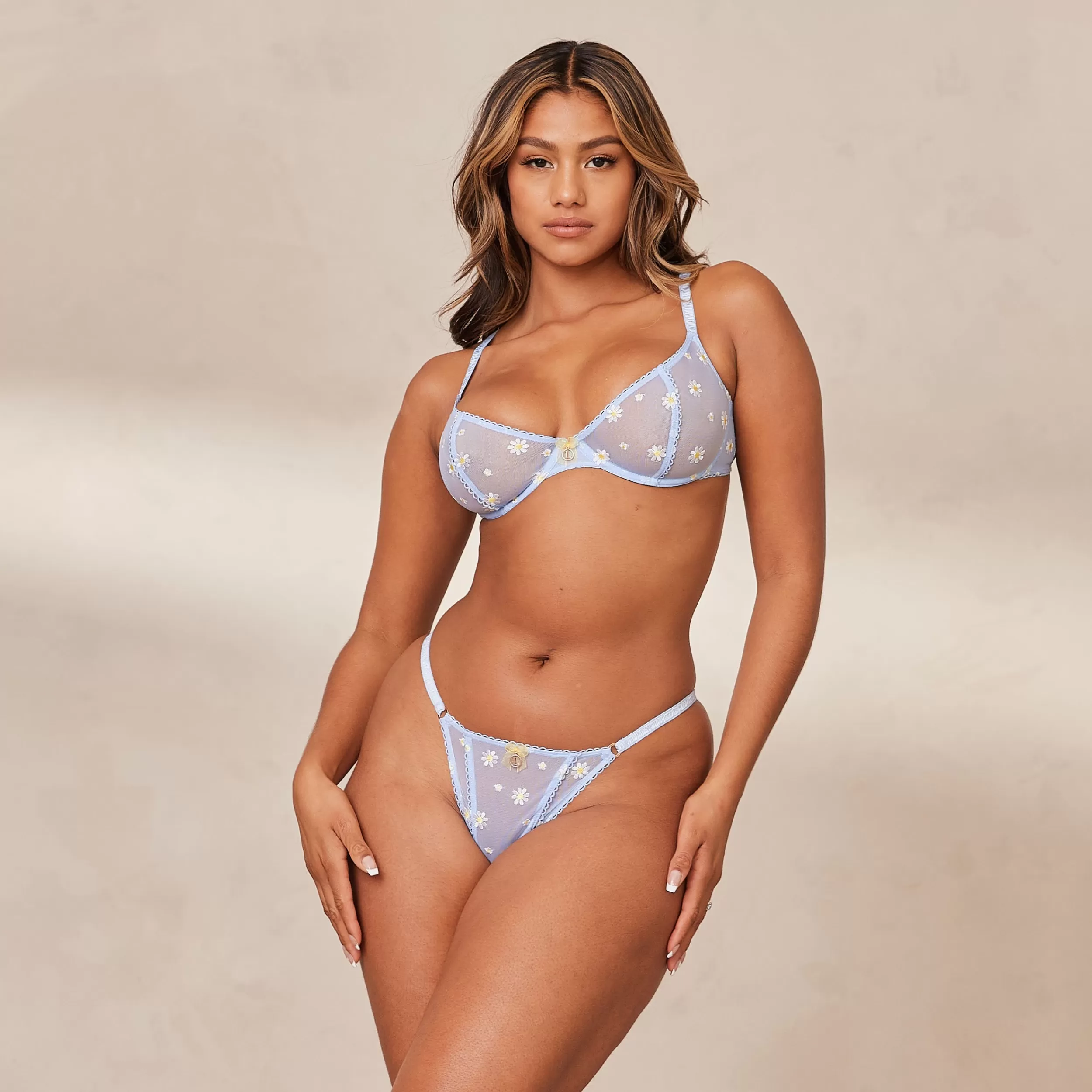 Sheer Floral Balcony BH und String Set - ^Lounge Sale